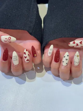 ネイル REINA .のネイルデザイン