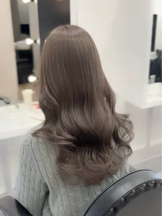 セミロング ブリーチなしベージュ 特化 松村 茶屋町のヘアスタイル