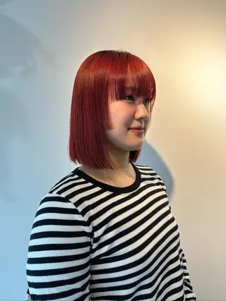 ショート カラー FavyS「フェイヴィーズ」所属・竹中 彩音のヘアスタイル