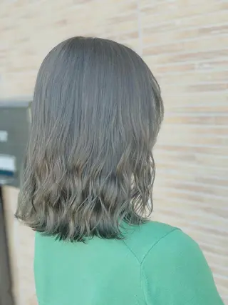 セミロング ank classic hair【アンククラシックヘアー】所属・バレイヤージュ ハイライト　齋藤祐哉のヘアスタイル