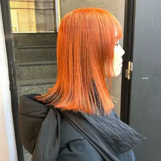 ミディアム カラー écouter所属・ショート/ウルフ ハイトーン/カイセイのヘアスタイル