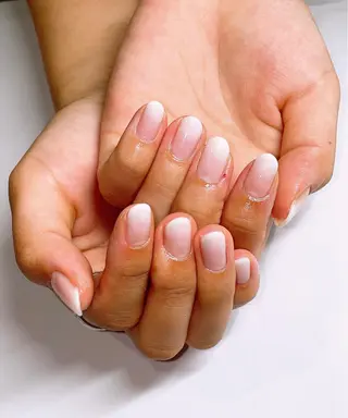 ネイル VIERU 🌈🎀💖のネイルデザイン