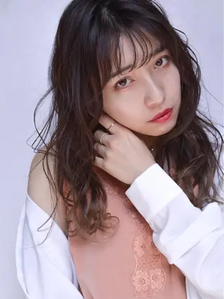 ミディアム カラー Siesta所属・📣髪質改善縮毛矯正 特化美容師｜庭田📣のヘアスタイル