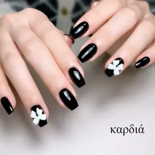 ネイル καρδιά -ｶﾙﾃﾞｨｱ-のネイルデザイン