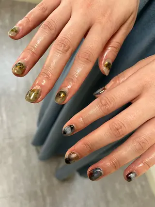 ネイル une／YUKINA 🫧大人nuanceのネイルデザイン