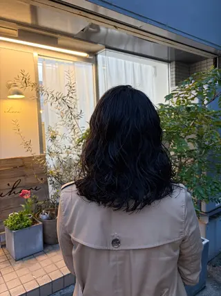 セミロング パーマ 中村 芽衣那のヘアスタイル
