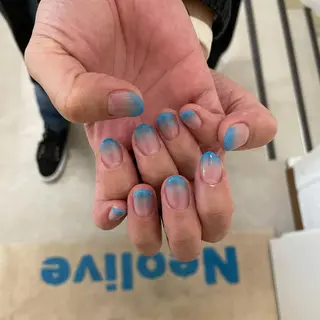 ネイル ﾔｽﾀﾞ ﾐﾅのネイルデザイン