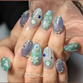 ネイル フラワー ムーンのネイルデザイン