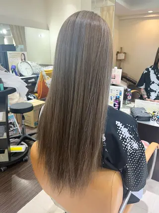 ロング カラー kisa nakajimaのヘアスタイル