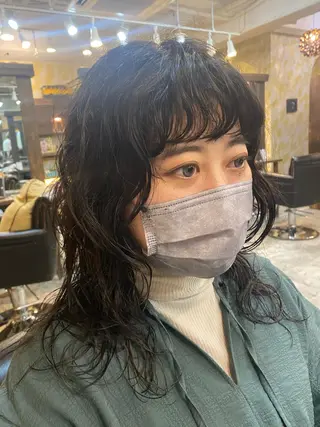 ロング パーマ Hayashi Shioriのヘアスタイル