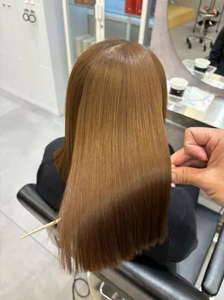 ミディアム shes梅田 はまもとのヘアスタイル