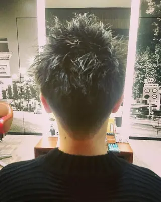 メンズ カラー パーマ ヘアアレンジ ブリーチ/ヘアケア/ 艶髪/イギチハルのヘアスタイル