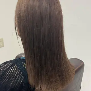 セミロング カラー ViVi by freedomのヘアスタイル