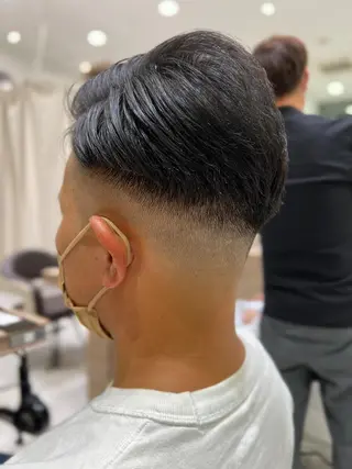 メンズ 指原 仁のヘアスタイル