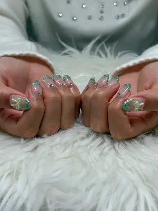 ネイル GO TODAY シェアサロン 渋谷Orla店所属・シオリ ⪩⪨のネイルデザイン