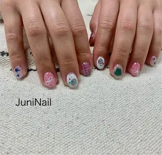ネイル JuniNail 주니네일🇰🇷suのネイルデザイン