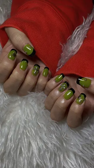 ネイル n o q r m. n a c h iのネイルデザイン