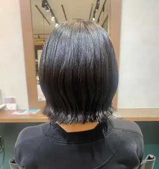 ミディアム 襟川 彩奈のヘアスタイル