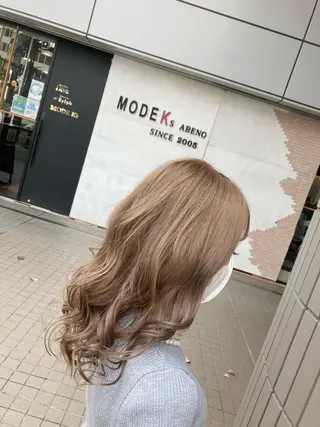 ミディアム カラー SHAFT Ieiriのヘアスタイル