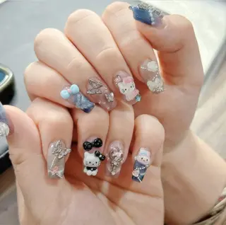 ネイル Hina 池袋 長だしチップ専門店のネイルデザイン