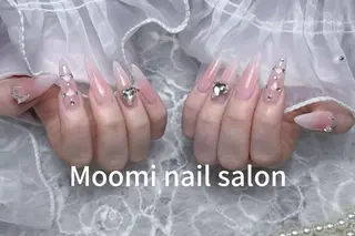 ミディアム Moomi nail salonのネイルデザイン