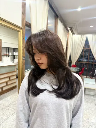 ロング nico. 心斎橋 akariのヘアスタイル