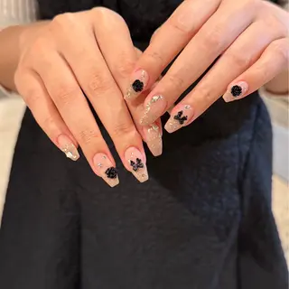 ネイル 𝐫𝐚𝐢 𝐧𝐚𝐢𝐥の眉毛・アイブロウイメージ