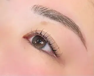 マツエク・マツパ 似合わせまつパ× 透け感ブラウン/ゆりのヘアスタイル