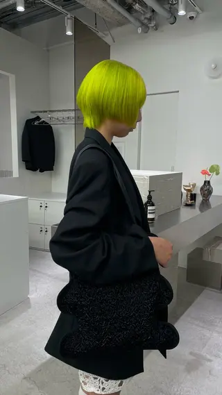 ショート カラー stén所属・HARUKA/原宿 ハイトーン/レイヤーのヘアスタイル