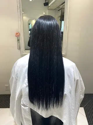 ロング カラー ducha所属・DUCHA Tomida naoのヘアスタイル