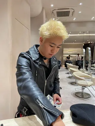 ショート カラー メンズ heavenly by HAVANA新宿所属・メンズショート/ピン パーマ/新宿/フウガのヘアスタイル