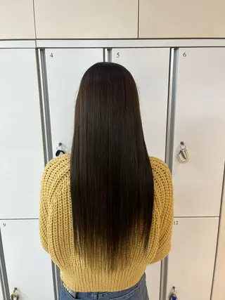 ロング カラー KEEN.渋沢/ 横溝小夏のヘアスタイル