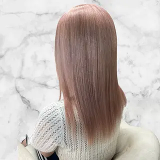 ロング カラー セルバ所属・HIRORO ブリーチ/ハイトーンのヘアスタイル