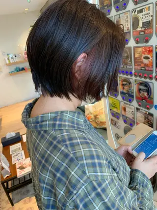 ショート カラー 白髪ぼかしハイライト 柳川拓哉のヘアスタイル