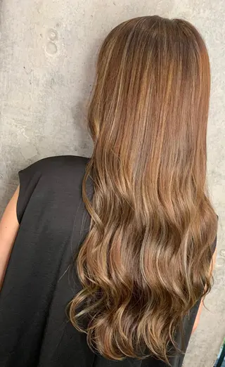 ロング カラー ❣️髪質改善特化❣️ カモアオイのヘアスタイル