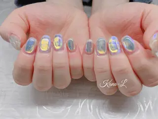 ネイル 芦辺 香奈のネイルデザイン