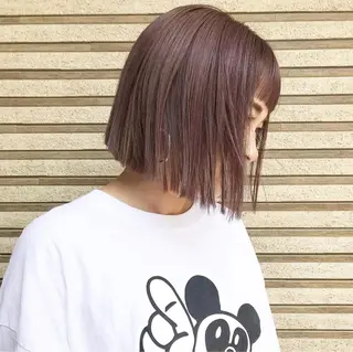 ショート カラー ヘアアレンジ ツガミ リナのヘアスタイル