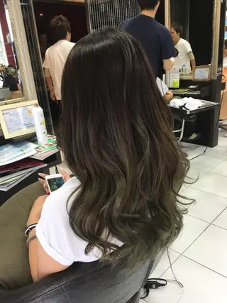 ロング カラー ヘアアレンジ トップスタイリスト 小澤純一のヘアスタイル