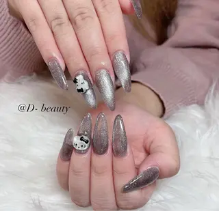 ネイル D-BEAUTY Nailsalonのネイルデザイン