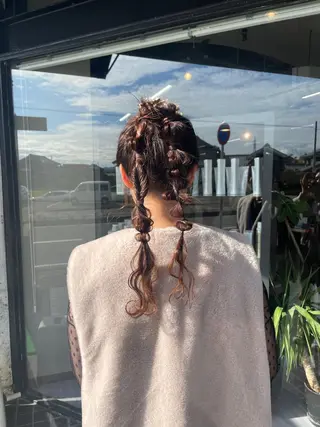 ロング ヘアアレンジ alu所属・マキノ キョウカのヘアスタイル