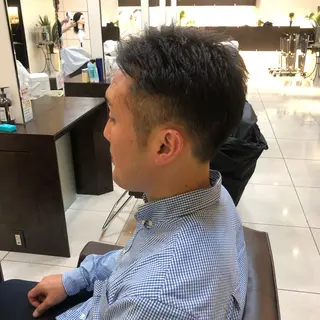 メンズ 🩵盛れる韓国ヘア 🩵うるつやカラーのヘアスタイル