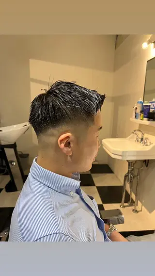 メンズ メリケンビューティーパーラー所属・MERICAN / JIROのヘアスタイル