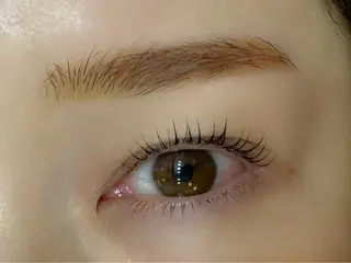 マツエク・マツパ Ｃｈｅｒｉｅ所属・Rina Cherieの眉毛・アイブロウイメージ