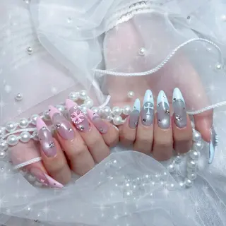 ネイル Yudia🩵 Yuiのネイルデザイン