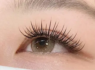 マツエク・マツパ P&Eまつげ専門 ★駅前店のマツエク・マツパデザイン