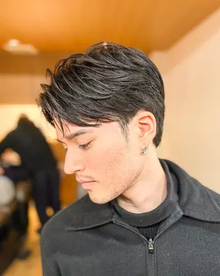 ショート パーマ メンズ 【メンズ縮毛矯正】 FILMS  軍司のヘアスタイル