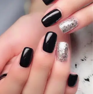 ネイル ゲン レイカのネイルデザイン