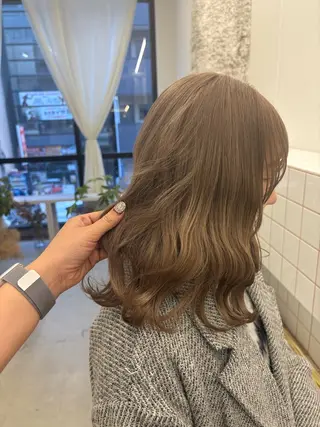 ミディアム カラー NIKO/名古屋/ 伏見/花屋併設のヘアスタイル