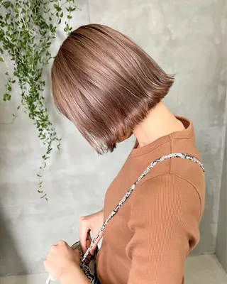 ショート カラー 村田 春歌のヘアスタイル