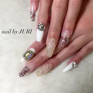 ネイル NEO Beauty Salon所属・𝐍𝐄𝐎 𝐉𝐔𝐑𝐈のネイルデザイン